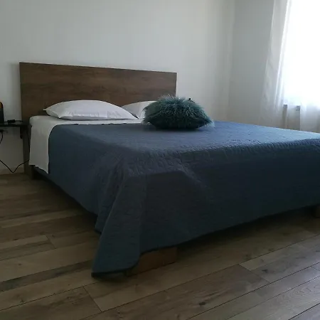 Gabi 2 Apartment *